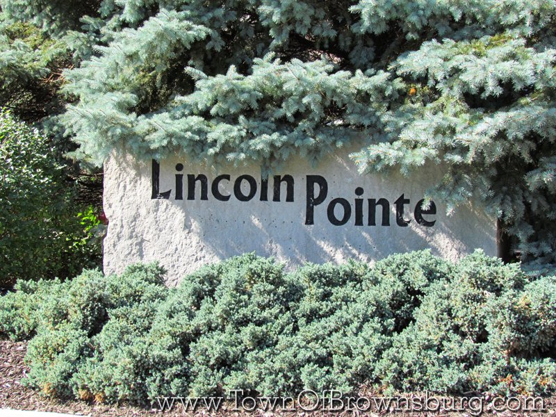 Lincoln Point, Brownsburg, IN: Entrance